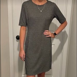 BANANA REPUBLIC Professional Dress - Size 6!  Like new!